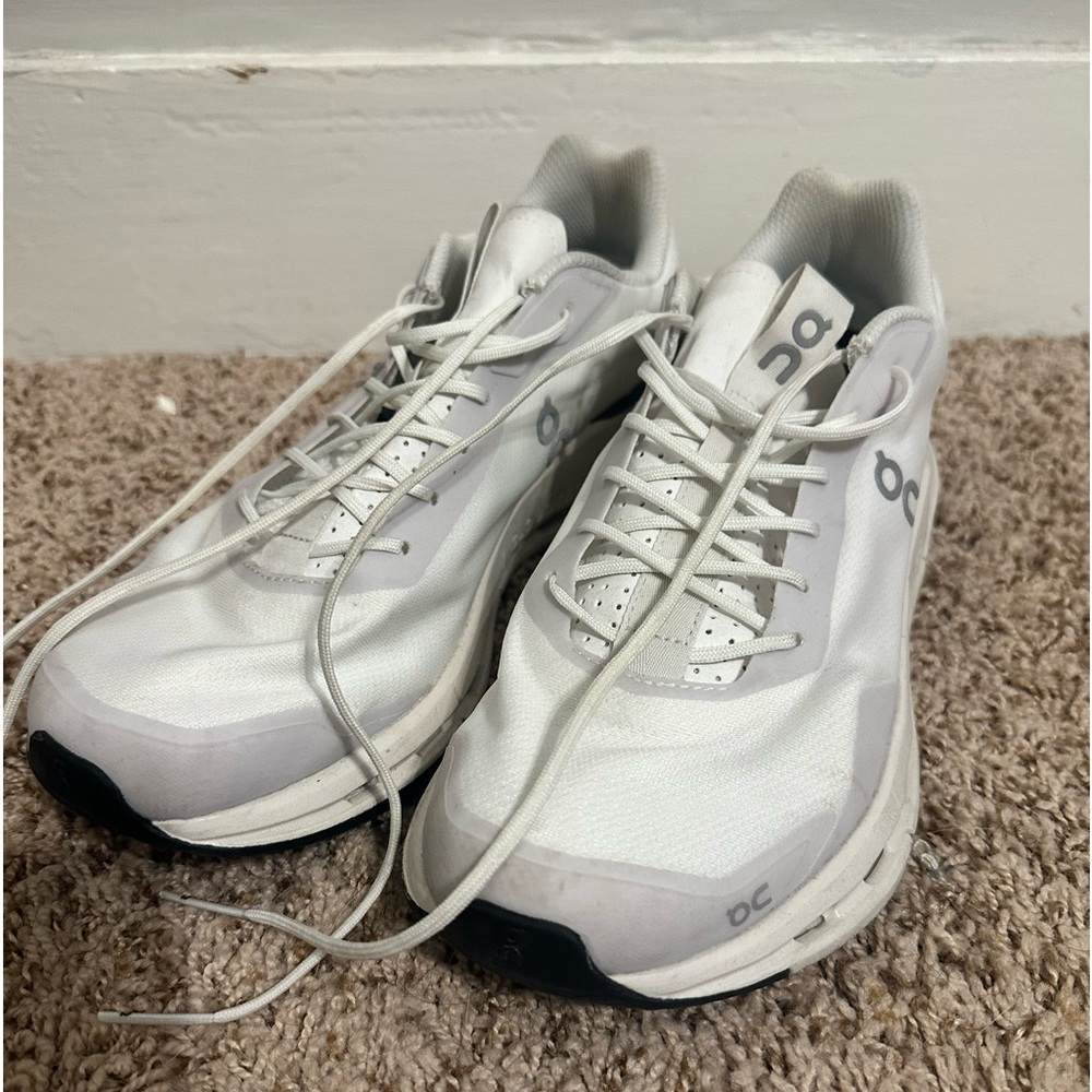 Women’s On Running Cloudnova Form